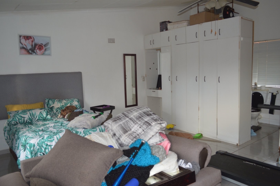 4 Bedroom Property for Sale in Flamwood North West